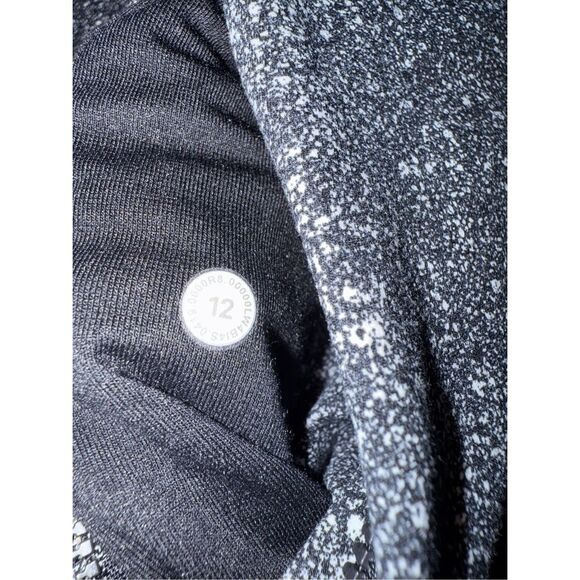 Lululemon Hooded Define Jacket *Nulu Luminesce Splatter White Black size 12 - Picture 5 of 11